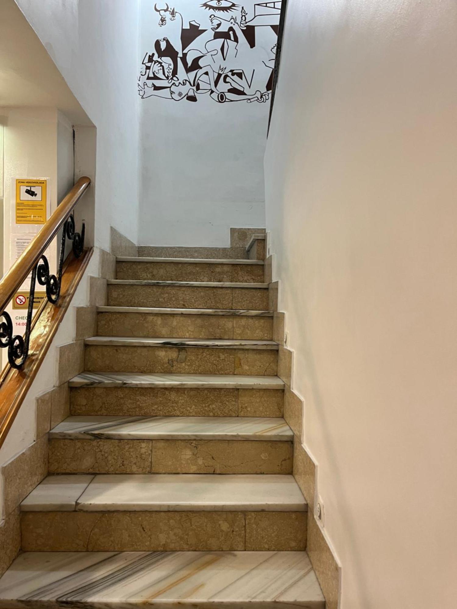Hostal Las Vegas Madrid Bagian luar foto