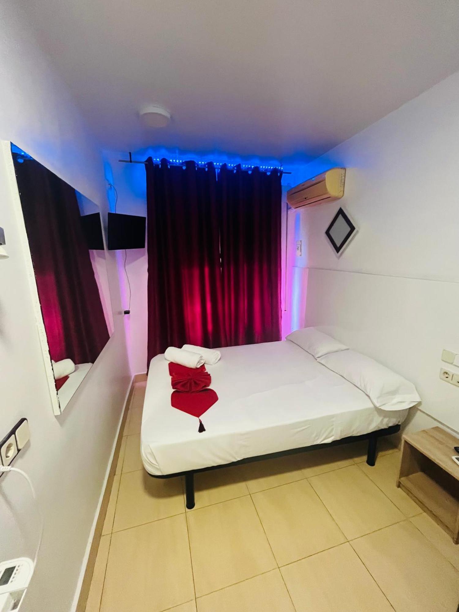 Hostal Las Vegas Madrid Bagian luar foto