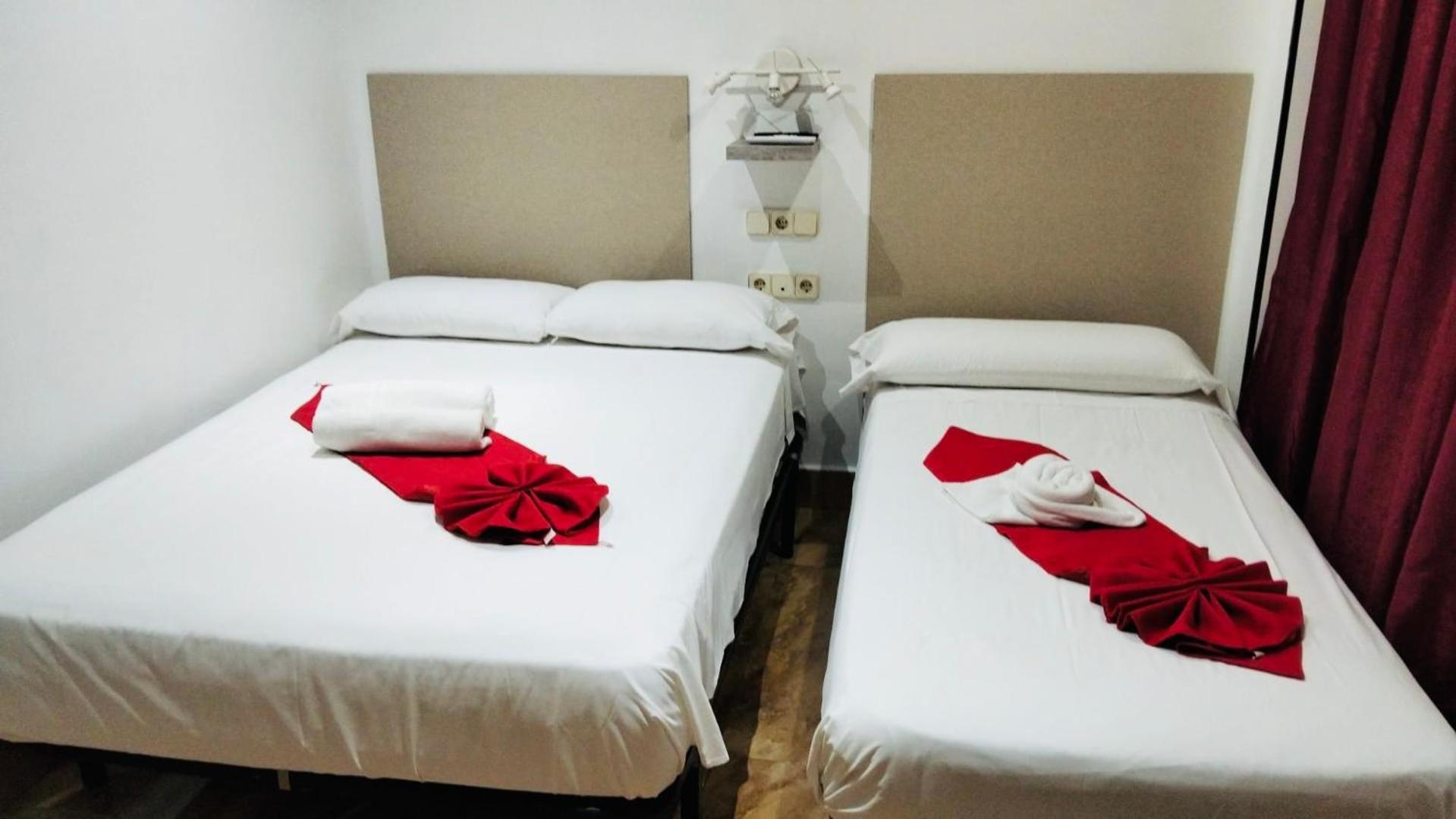 Hostal Las Vegas Madrid Bagian luar foto